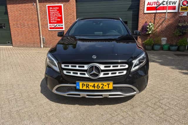 Mercedes-Benz GLA-Klasse (2017) thumbnail 3