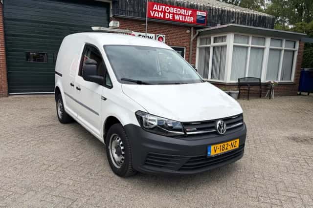 Volkswagen Caddy (2018) thumbnail 4