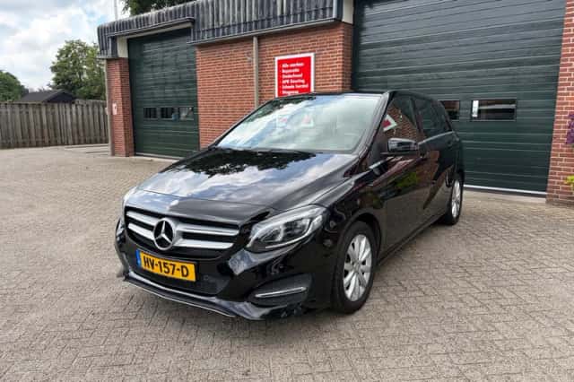 Mercedes-Benz B-Klasse (2016) thumbnail 2