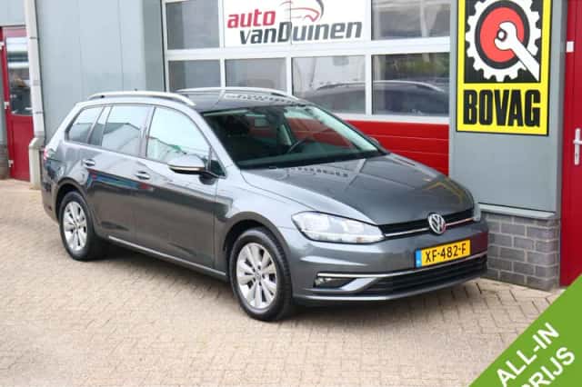 Volkswagen Golf (2019) thumbnail 1