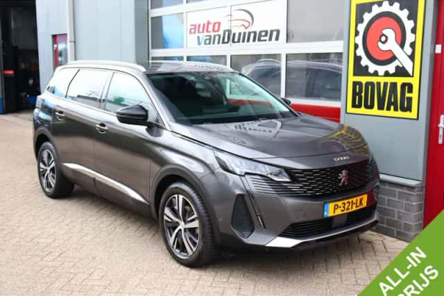 Peugeot 5008 (2022) thumbnail 1