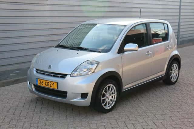 Daihatsu Sirion (2012) thumbnail 6