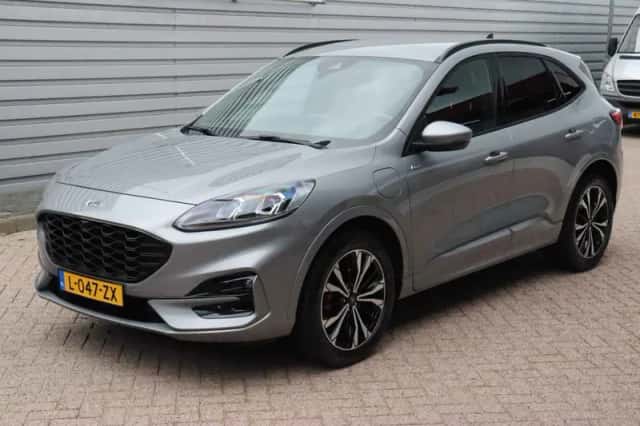 Ford Kuga (2021) thumbnail 6