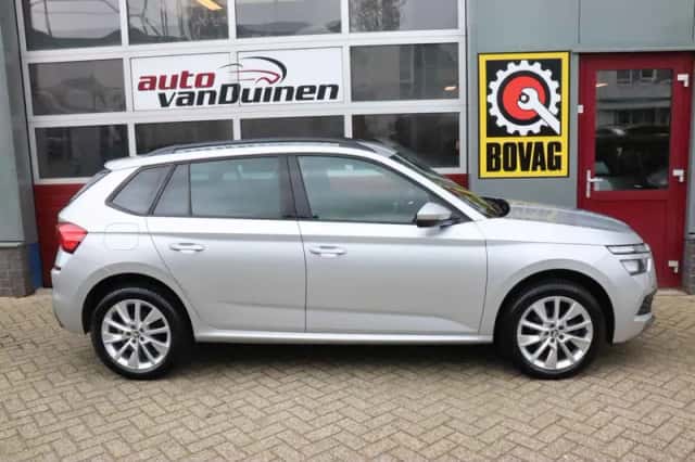 Škoda Kamiq (2020) thumbnail 2