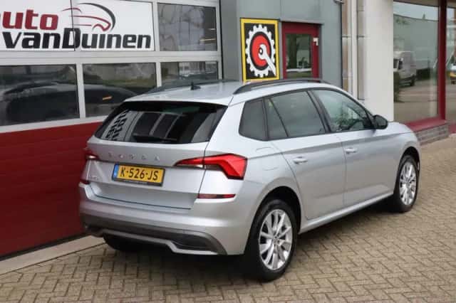 Škoda Kamiq (2020) thumbnail 4