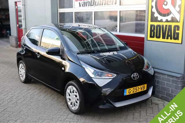 Toyota Aygo (2019) thumbnail 1