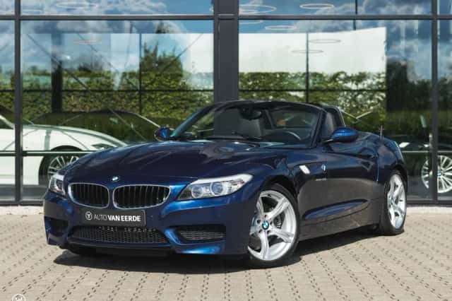 BMW Z4 (2010) thumbnail 1
