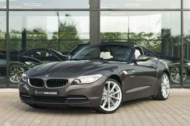 BMW Z4 (2011) thumbnail 1