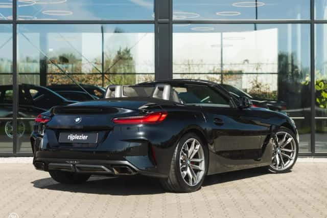 BMW Z4 (2021) thumbnail 4