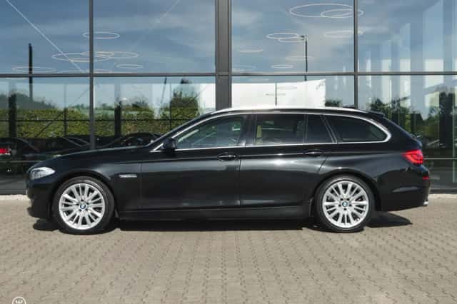 BMW 5-Serie (2011) thumbnail 3