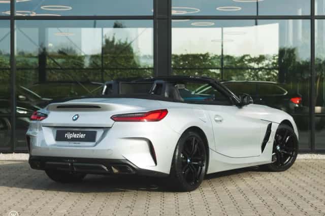BMW Z4 (2020) thumbnail 4