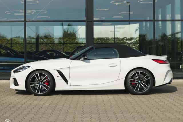 BMW Z4 (2021) thumbnail 3