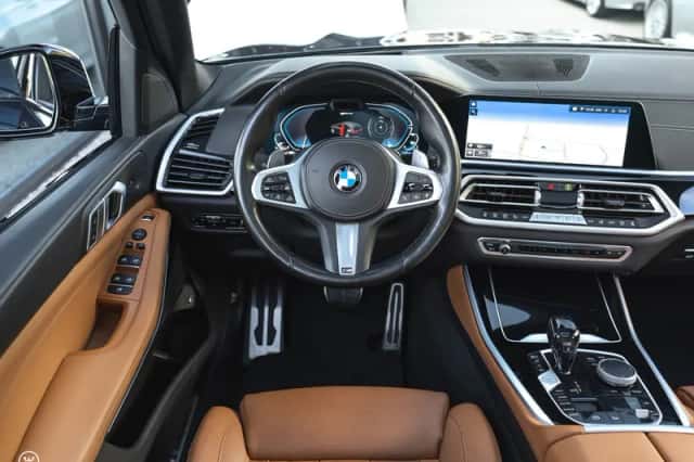 BMW X5 (2021) thumbnail 6