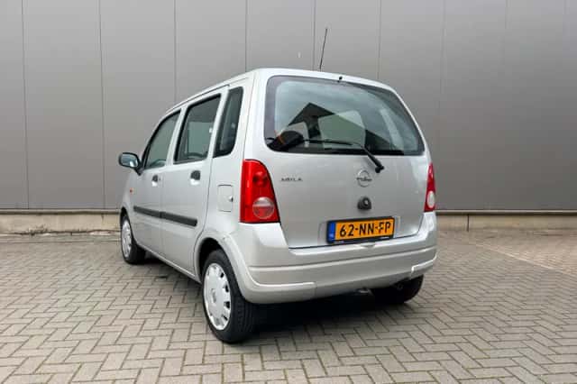 Opel Agila (2004) thumbnail 3