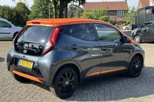 Toyota Aygo (2020) thumbnail 5