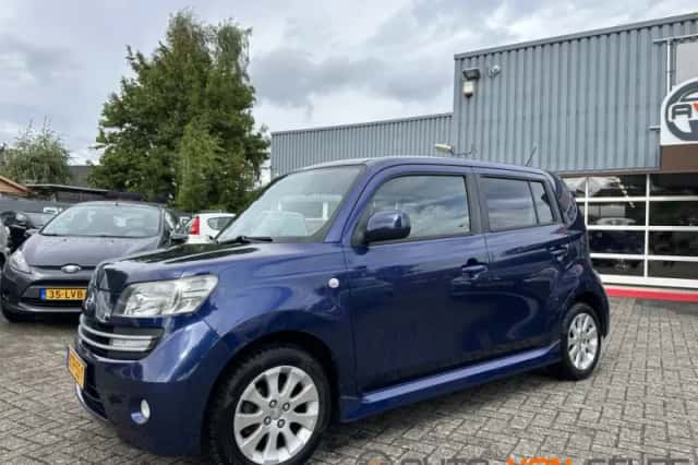 Daihatsu Materia (2007) thumbnail 1