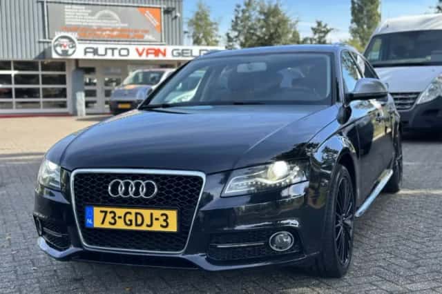 Audi A4 (2008) thumbnail 2