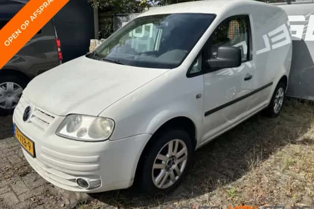 Volkswagen Caddy (2009) thumbnail 1