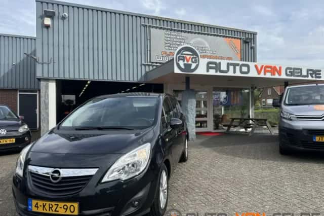 Opel Meriva (2013) thumbnail 1