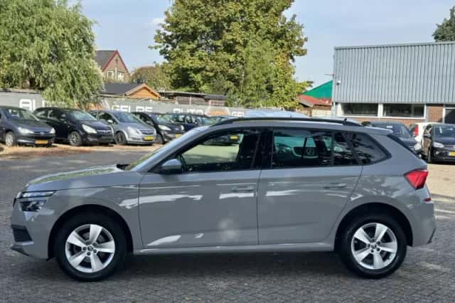 Škoda Kamiq (2021) thumbnail 3