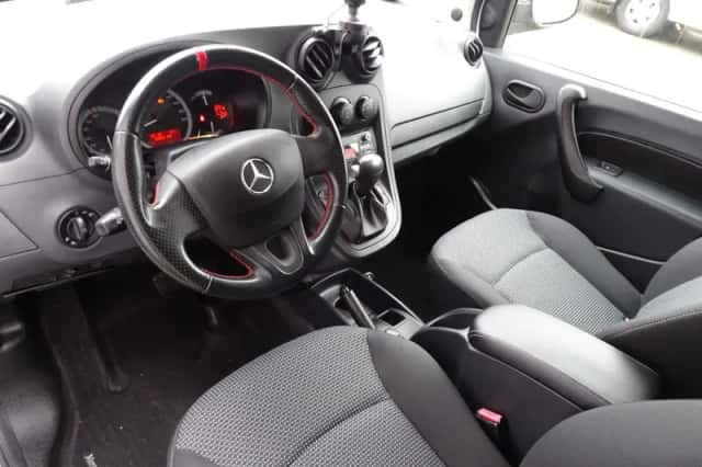 Mercedes-Benz Citan (2016) thumbnail 4
