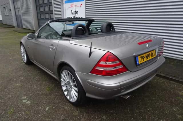 Mercedes-Benz SLK-Klasse (2004) thumbnail 5