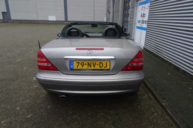 Mercedes-Benz SLK-Klasse (2004) thumbnail 6