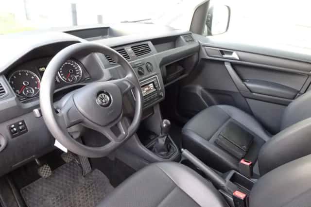 Volkswagen Caddy (2016) thumbnail 5