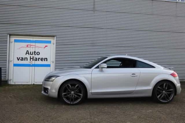 Audi TT (2012) thumbnail 2