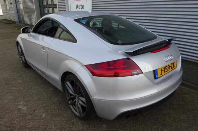 Audi TT (2012) thumbnail 6