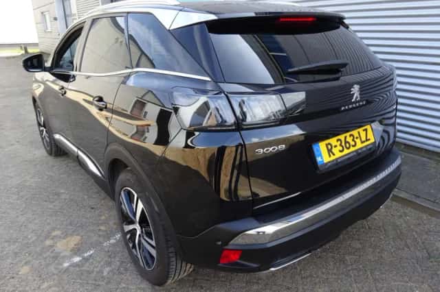 Peugeot 3008 (2021) thumbnail 5