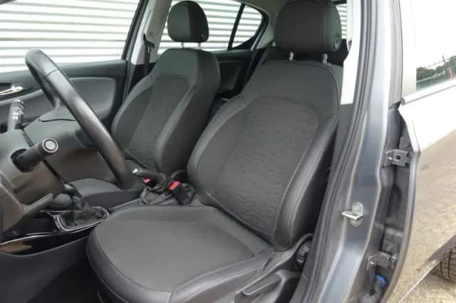 Opel Corsa (2018) thumbnail 4