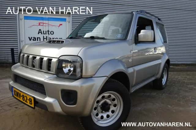 Suzuki Jimny (2017) thumbnail 1