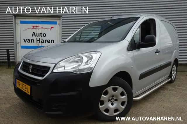 Peugeot Partner (2015) thumbnail 1