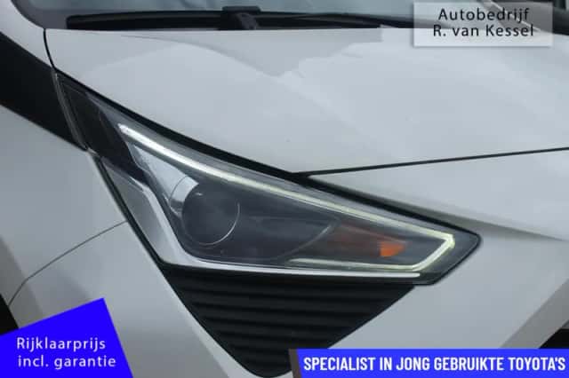 Toyota Aygo (2019) thumbnail 2