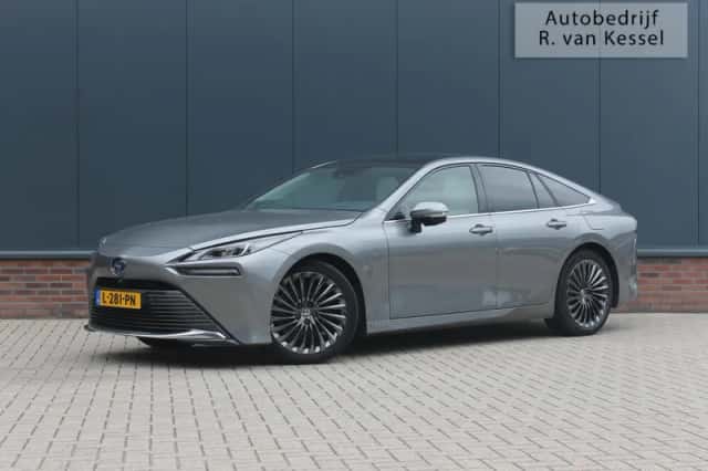 Toyota Mirai (2021) thumbnail 6