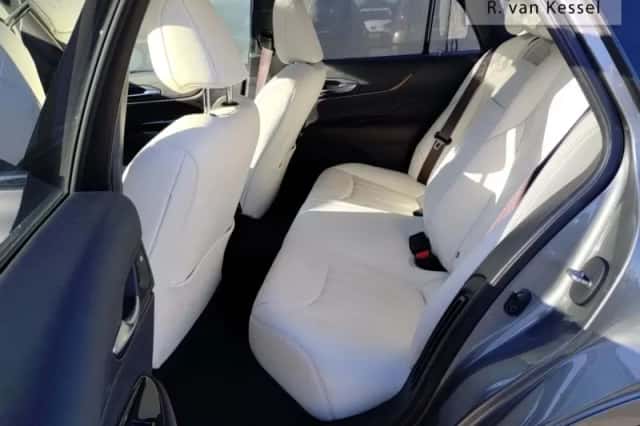 Toyota Mirai (2021) thumbnail 6