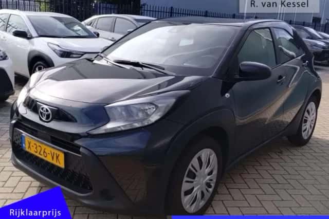 Toyota Aygo X (2024) thumbnail 1