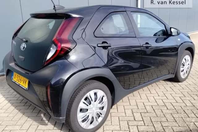 Toyota Aygo X (2024) thumbnail 4