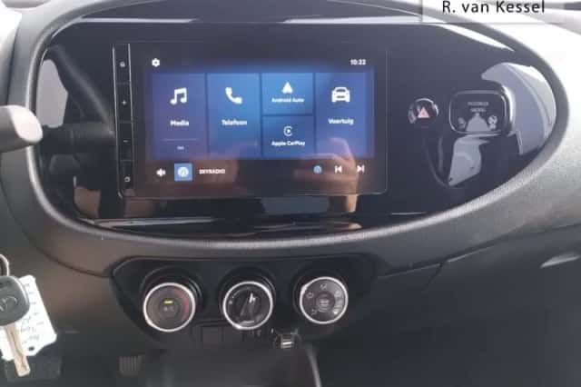 Toyota Aygo X (2024) thumbnail 5