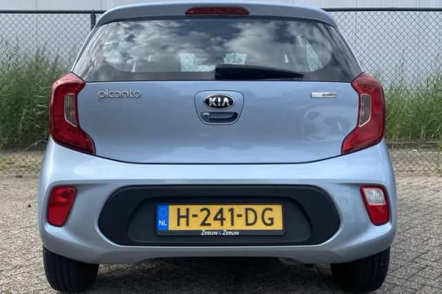 Kia Picanto (2020) thumbnail 3