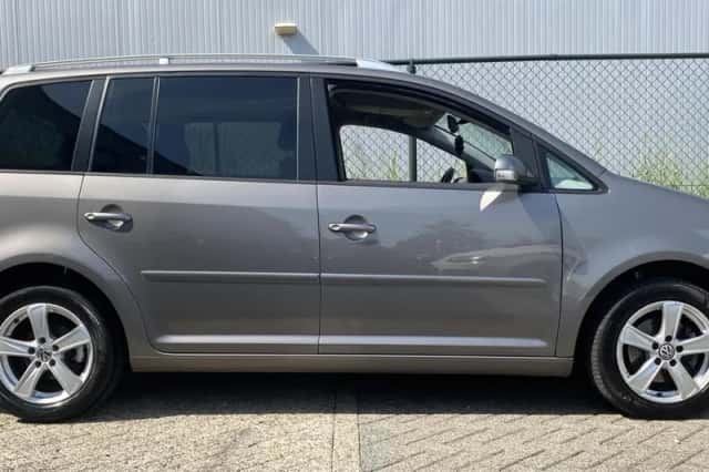 Volkswagen Touran (2009) thumbnail 5