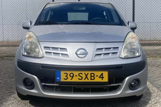 Nissan Pixo (2011) thumbnail 3