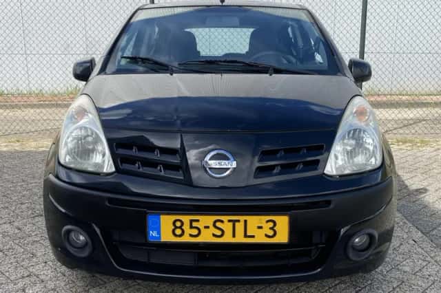 Nissan Pixo (2011) thumbnail 3