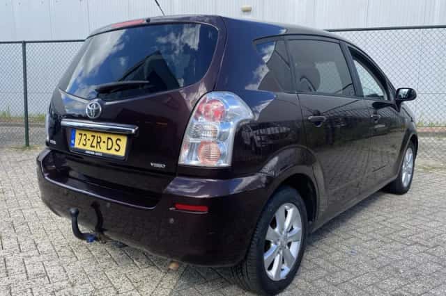 Toyota Corolla Verso (2008) thumbnail 6