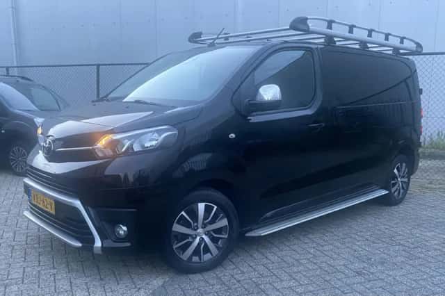 Toyota ProAce Worker (2019) thumbnail 2