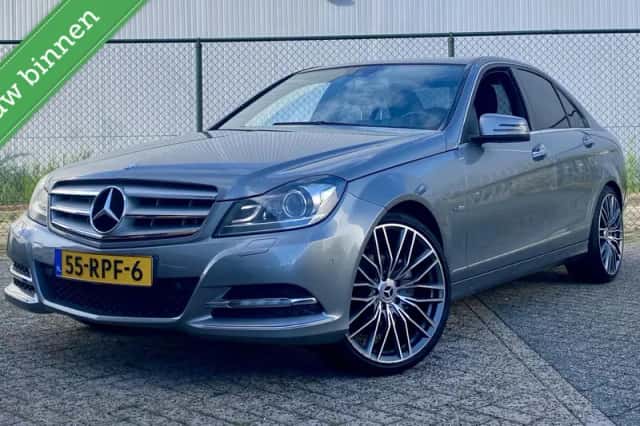 Mercedes-Benz C-Klasse (2011) thumbnail 1