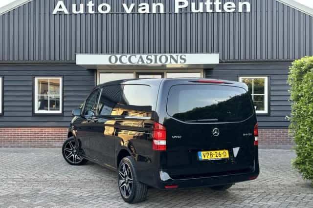Mercedes-Benz Vito (2022) thumbnail 4