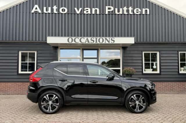 Volvo XC40 (2021) thumbnail 5