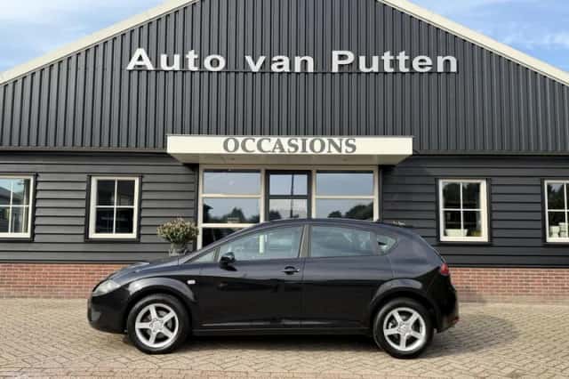 SEAT Leon (2006) thumbnail 2